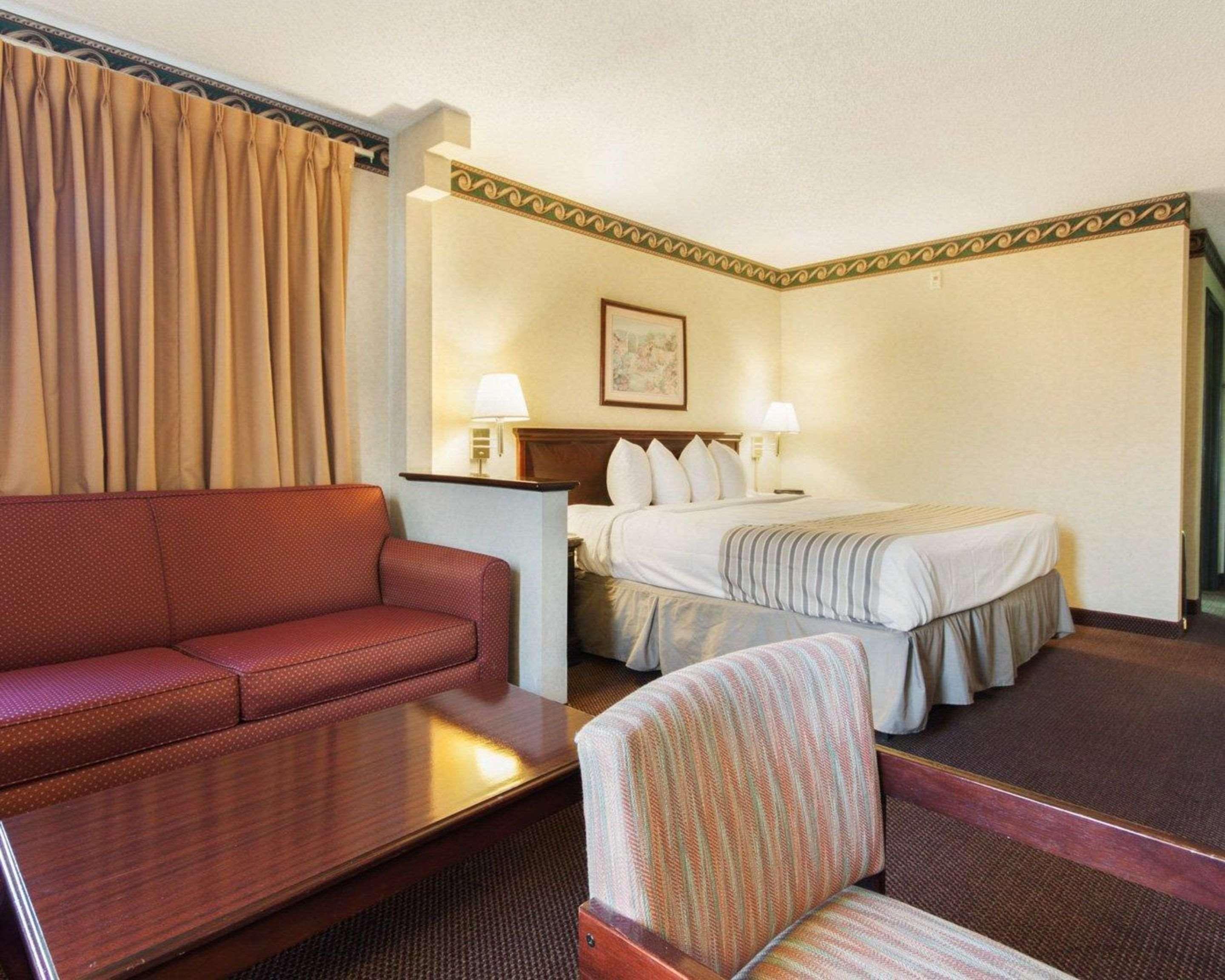 Econo Lodge Inn & Suites El Paso Kültér fotó