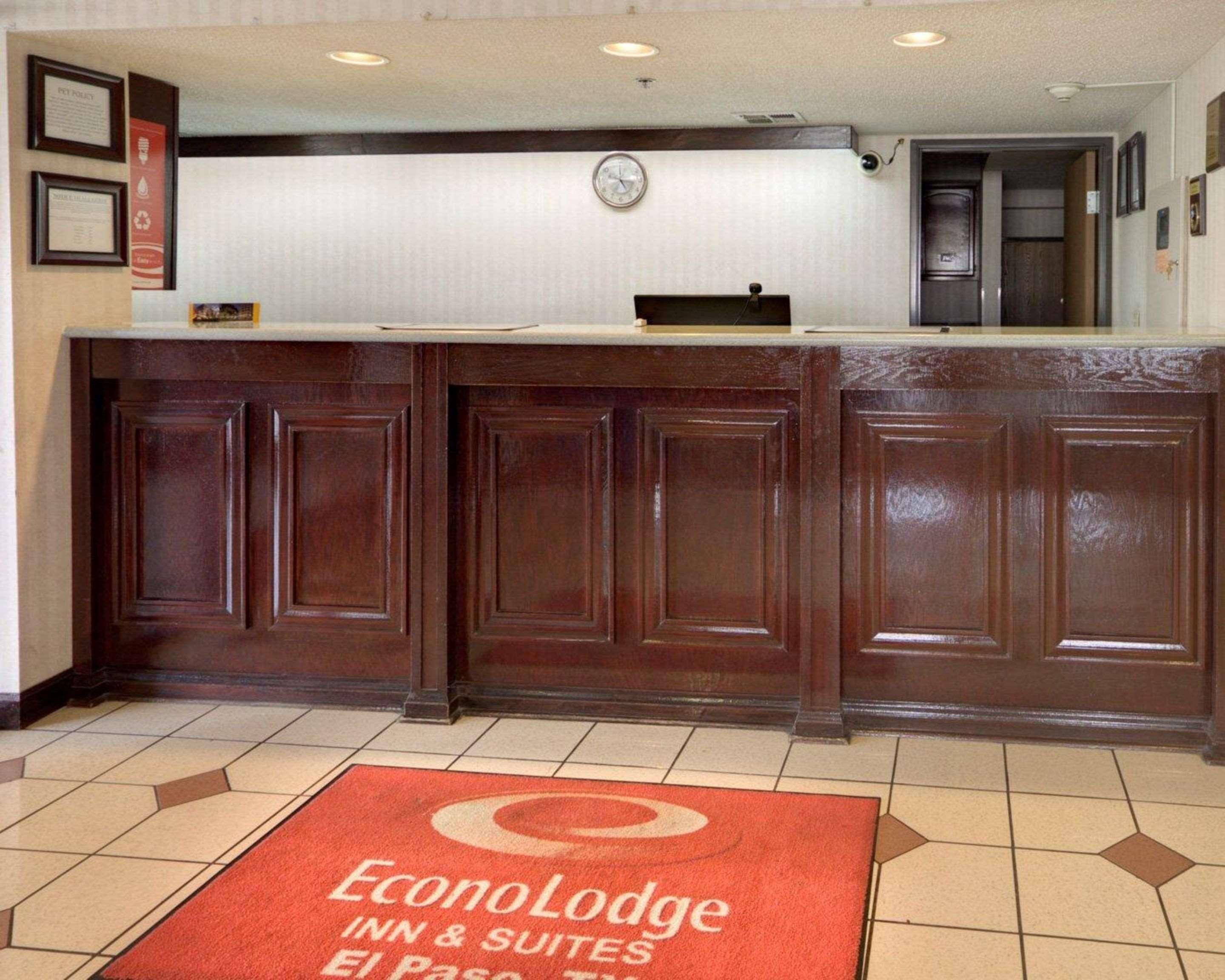 Econo Lodge Inn & Suites El Paso Kültér fotó