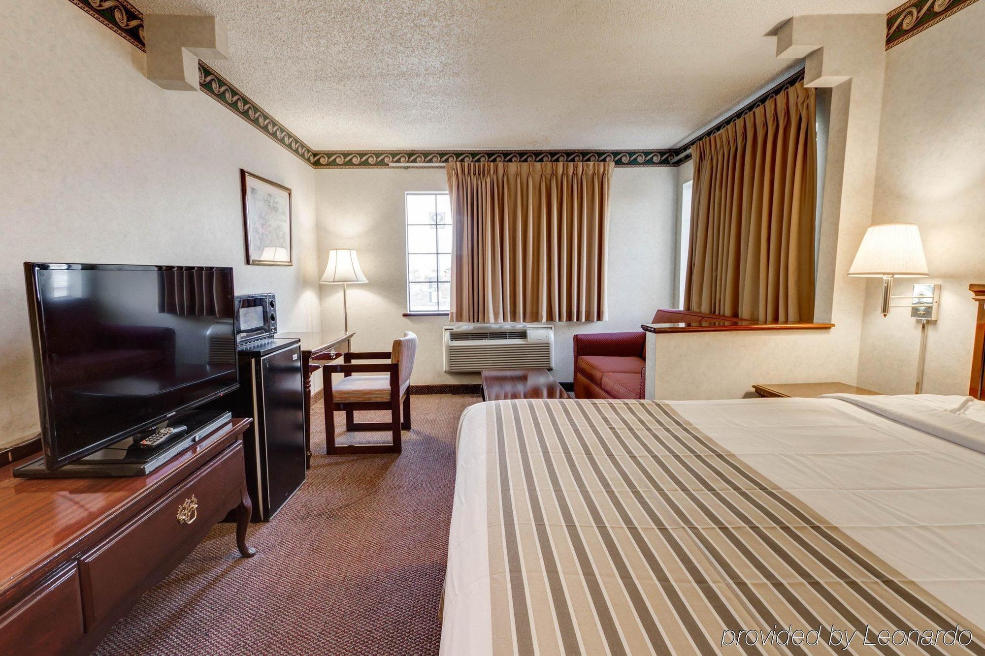Econo Lodge Inn & Suites El Paso Kültér fotó